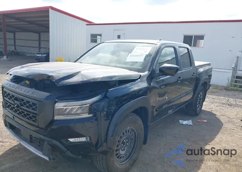 2023 Nissan Frontier Pro-4X 4X4 z USA, uszkodzony, nr VIN 1N6ED1EK2PN621194